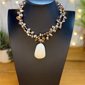 Elegant Bronze Authentic Pearl Necklace
